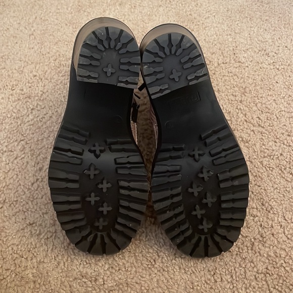 GUESS booties - Picture 7 of 9